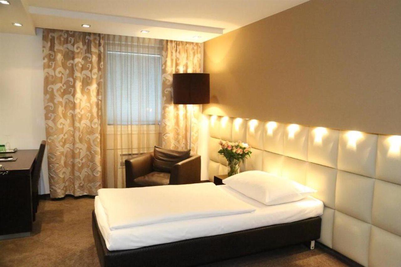 Prielmayerhof Hotel Linz Exterior photo